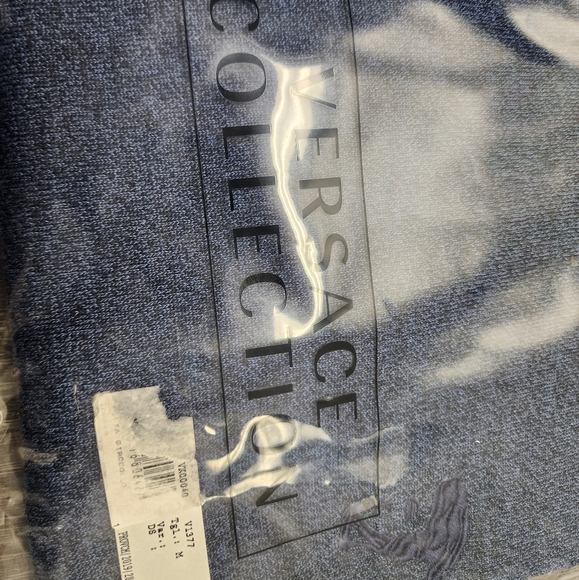 Brand New Versace Men's Crewneck Sweater size Medium - Blue - Picture 3 of 4